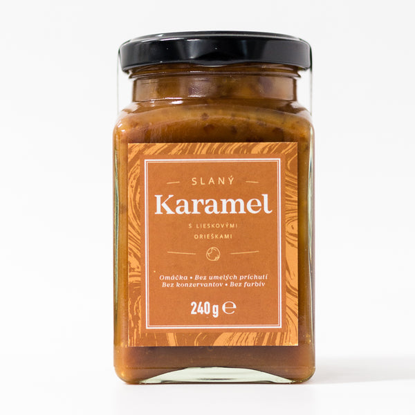 Slaný karamel – lieskové orechy - Makarónky Gallé